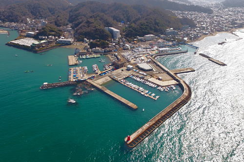 葉山港