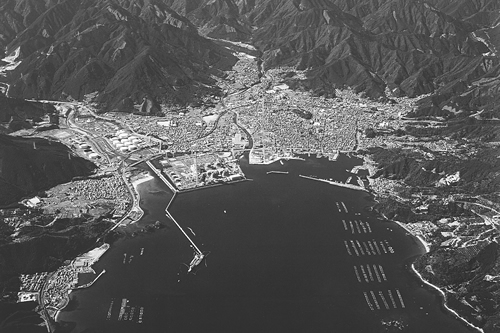 尾鷲港