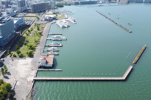 大津港