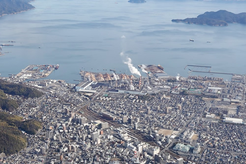岩国港