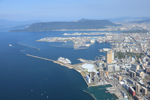 高松港